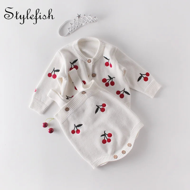 baby suit  0-2 years old female baby girls lovely and sweet cherry embroidered long-sleeved jacket + ha skirt single shot